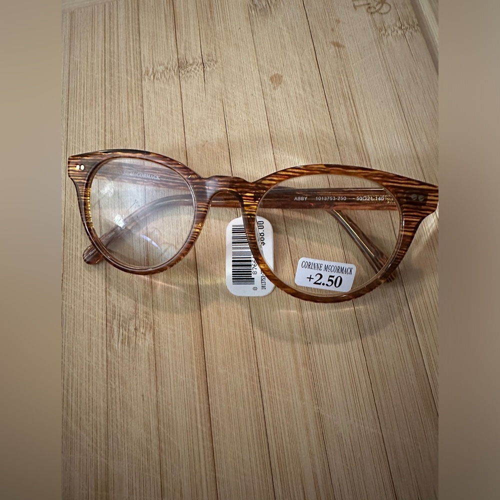 nwt  Corinne McCormack 2.5 strength